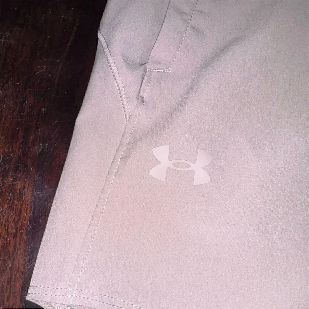 Under Armour Women's Athletic‎ Shorts M Tan Running Training Gym Lightweight - Picture 2 of 5
